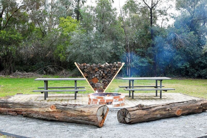 Fire Pit - Green Acres Motel Corowa Facilities