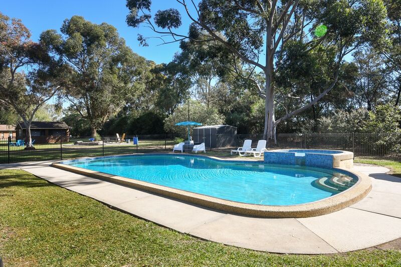 Outdoor Pool Greenacres Motel